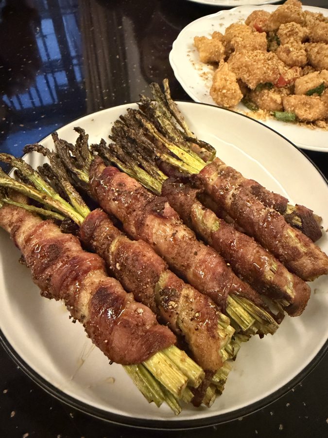 Bacon-wrapped asparagus